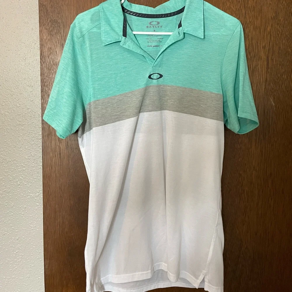 Mens button up - Picture 1 of 1